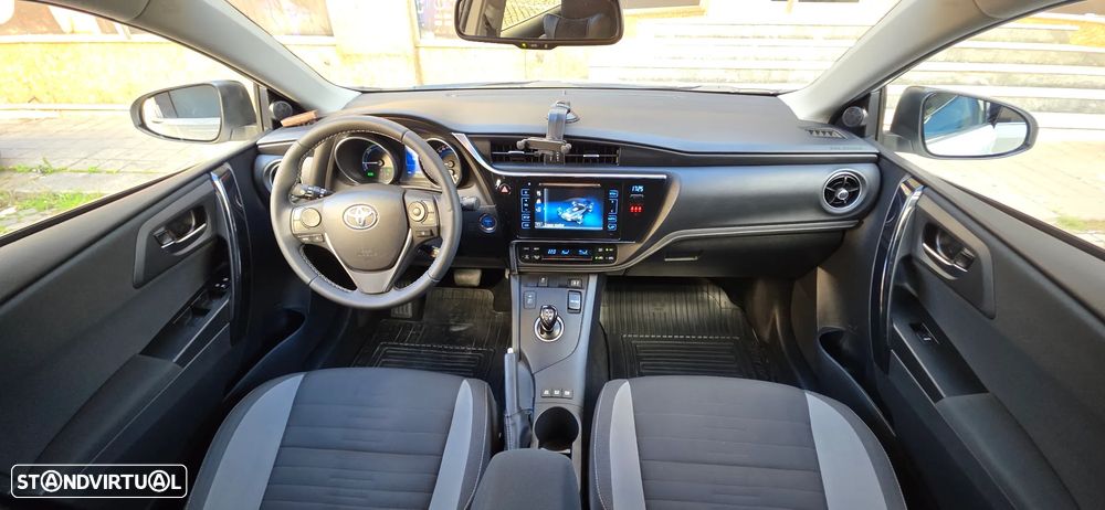 Toyota Auris Touring Sports 1.8 HSD Exclusive+Navi - 9