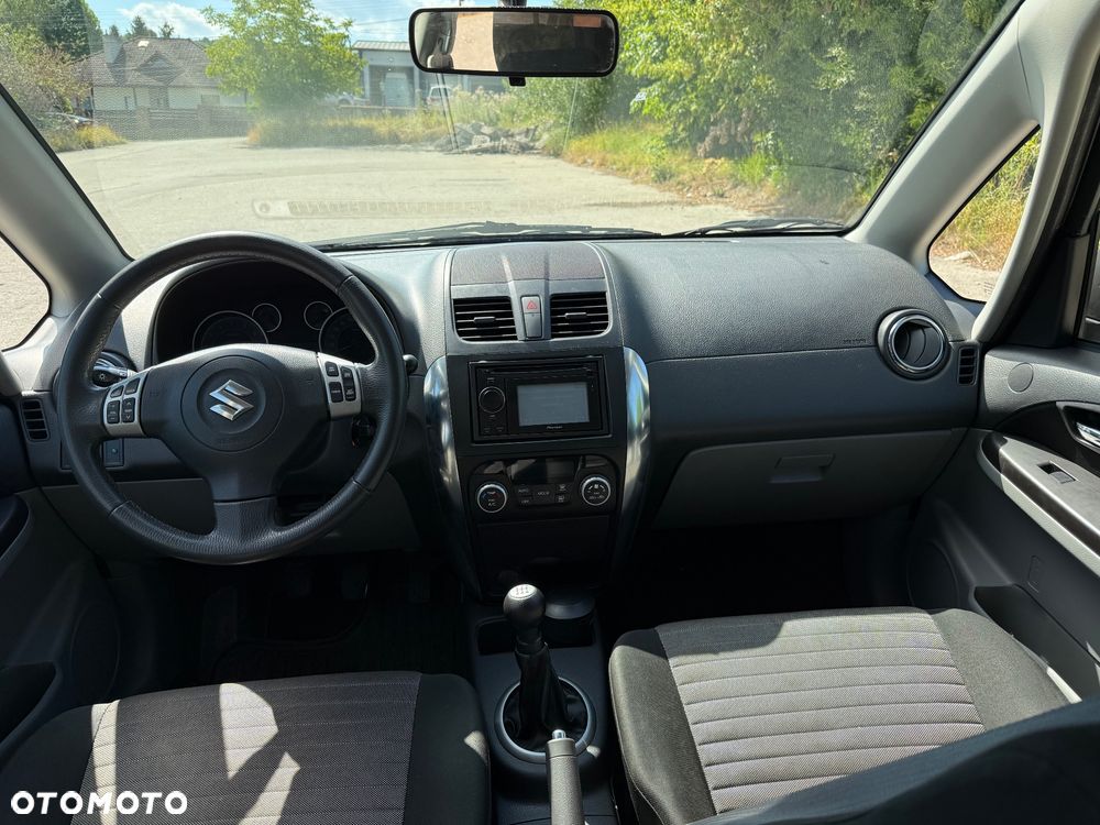 Suzuki SX4 1.6 VVT 4x2 Comfort - 11
