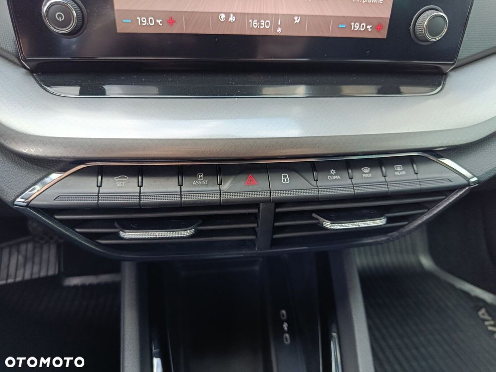 Skoda Octavia 1.5 TSI e-Tec Ambition DSG - 25