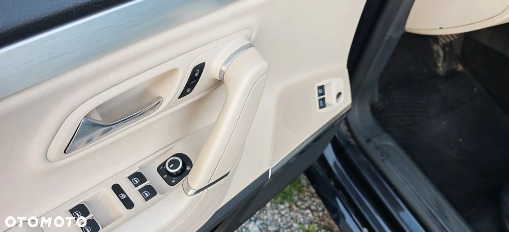 Volkswagen Passat CC - 14