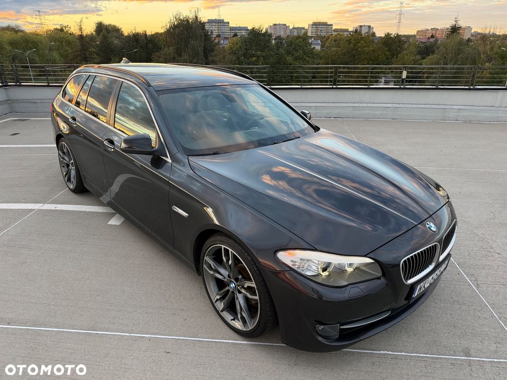 BMW Seria 5 2011