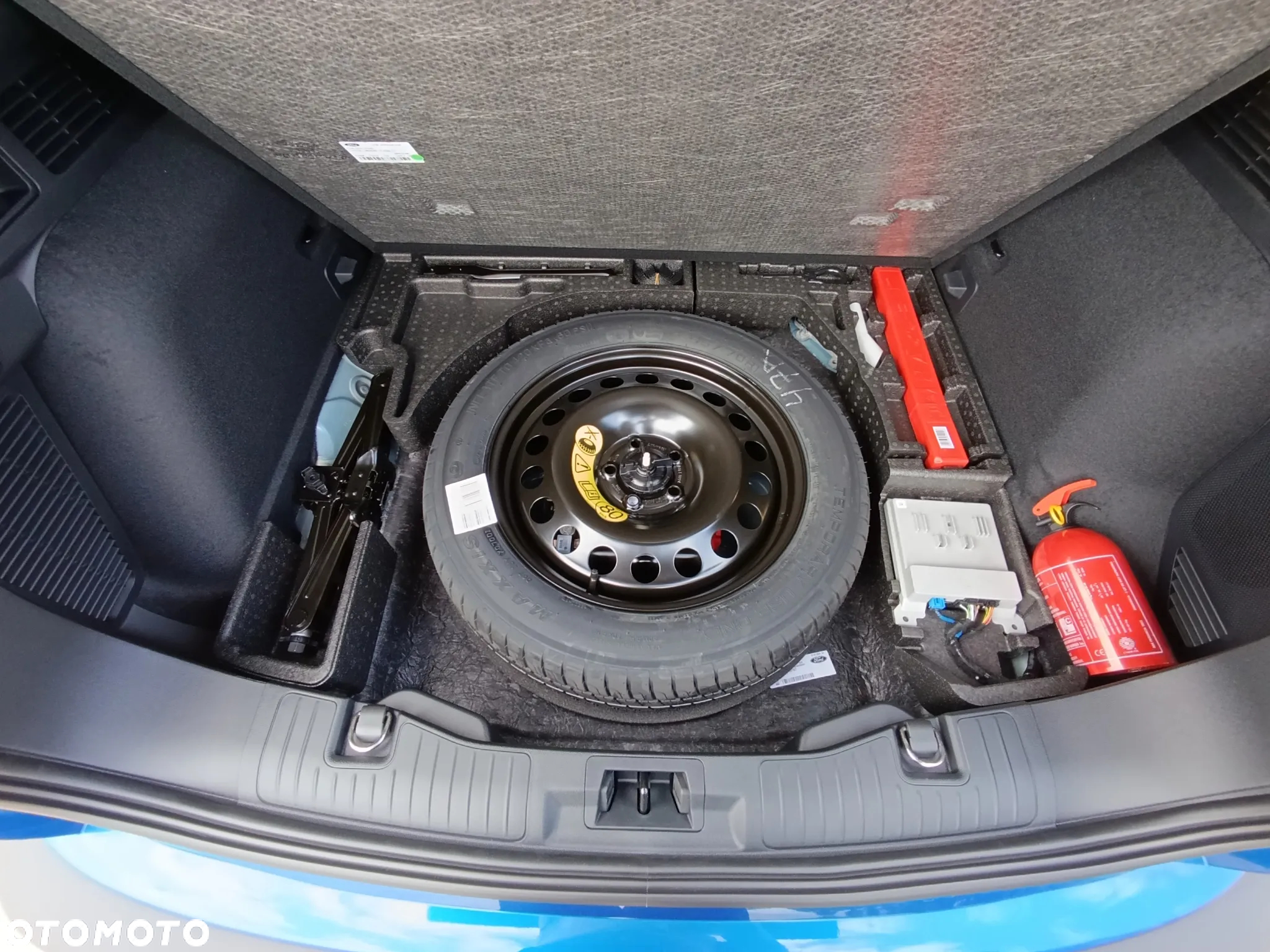 Ford Kuga - 11