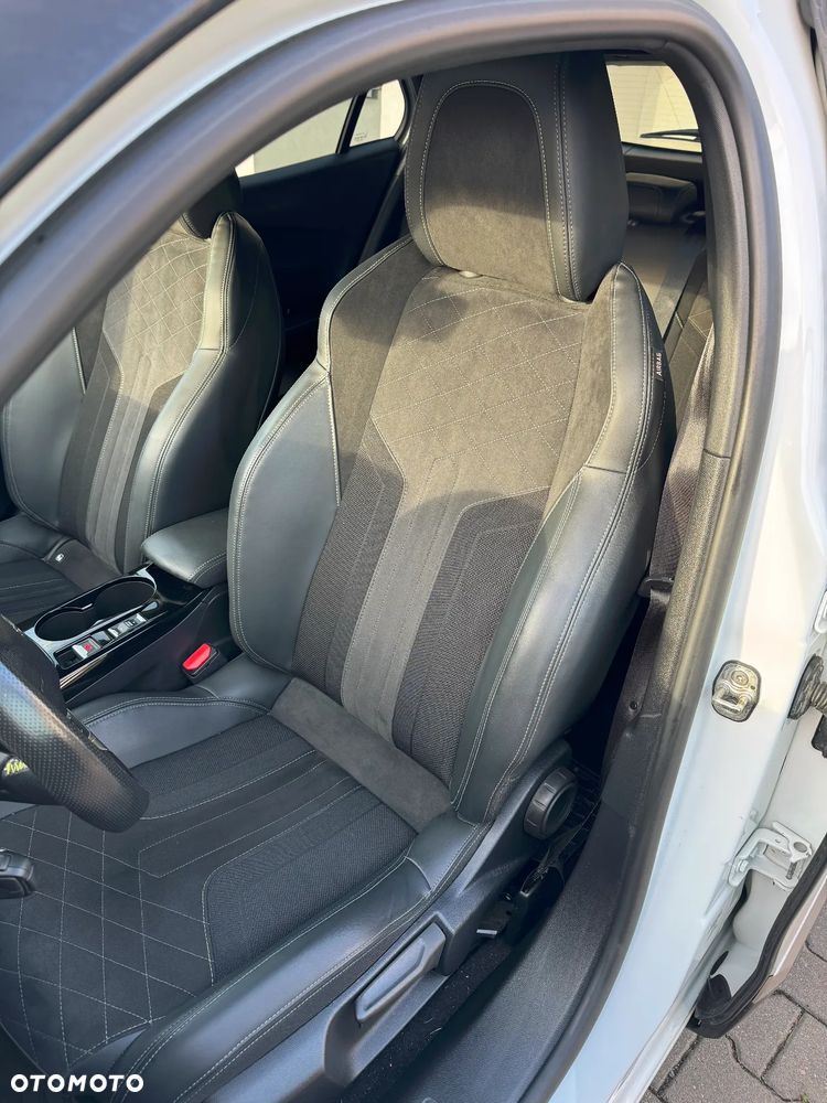 Peugeot 2008 1.2 PureTech GT Pack S&S EAT8 - 16