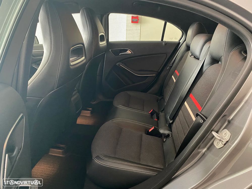 Mercedes-Benz A 180 CDI (BlueEFFICIENCY) - 13