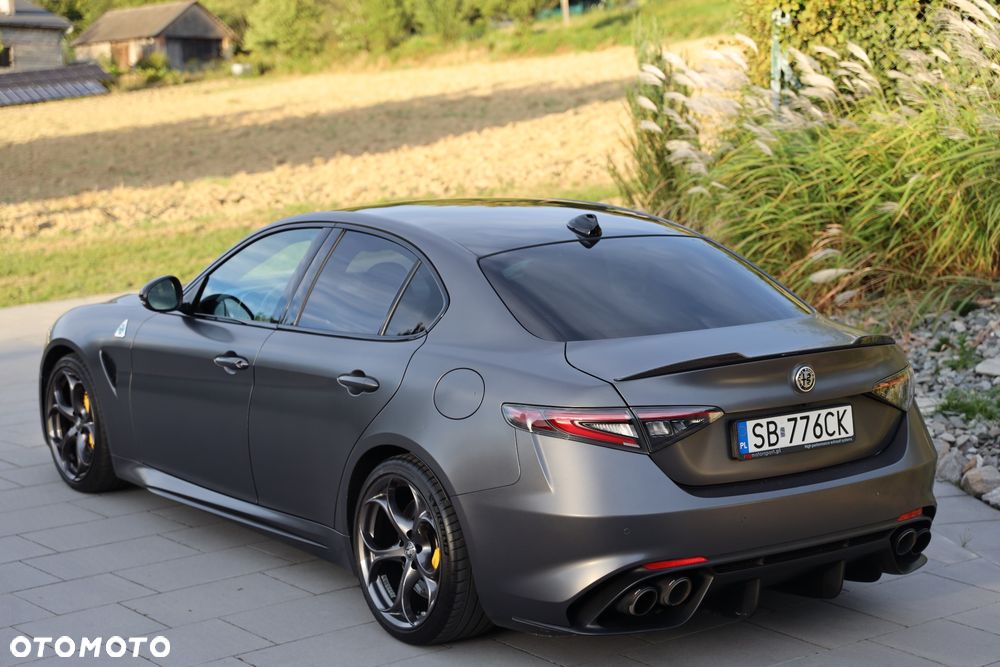 Alfa Romeo Giulia 2.9 Bi Turbo V6 Quadrifoglio - 8