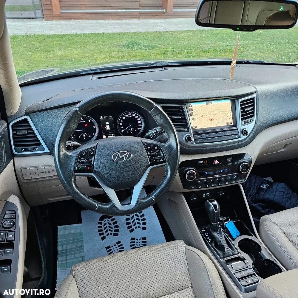 Hyundai Tucson 2.0 CRDI 4WD Automatik Premium - 10