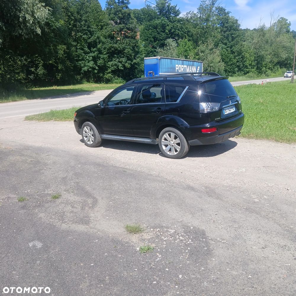 Mitsubishi Outlander 2.2 DI-D 4WD Intense - 8