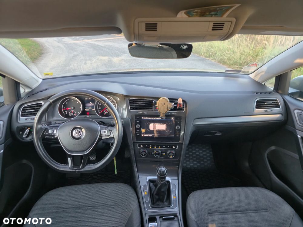Volkswagen Golf 1.6 TDI BMT Comfortline - 9