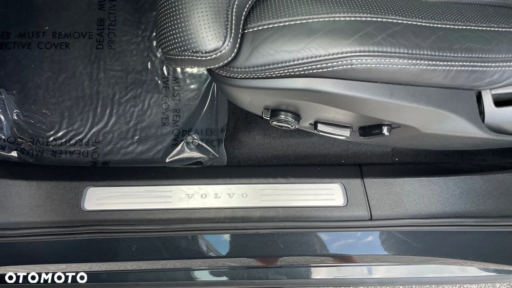 Volvo XC 90 - 19