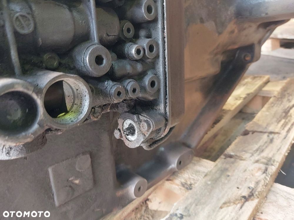 SKRZYNIA BIEGÓW SEMI POWERSHIFT 2093419012J 290702 GG30W CASE 9080 2003R - 8