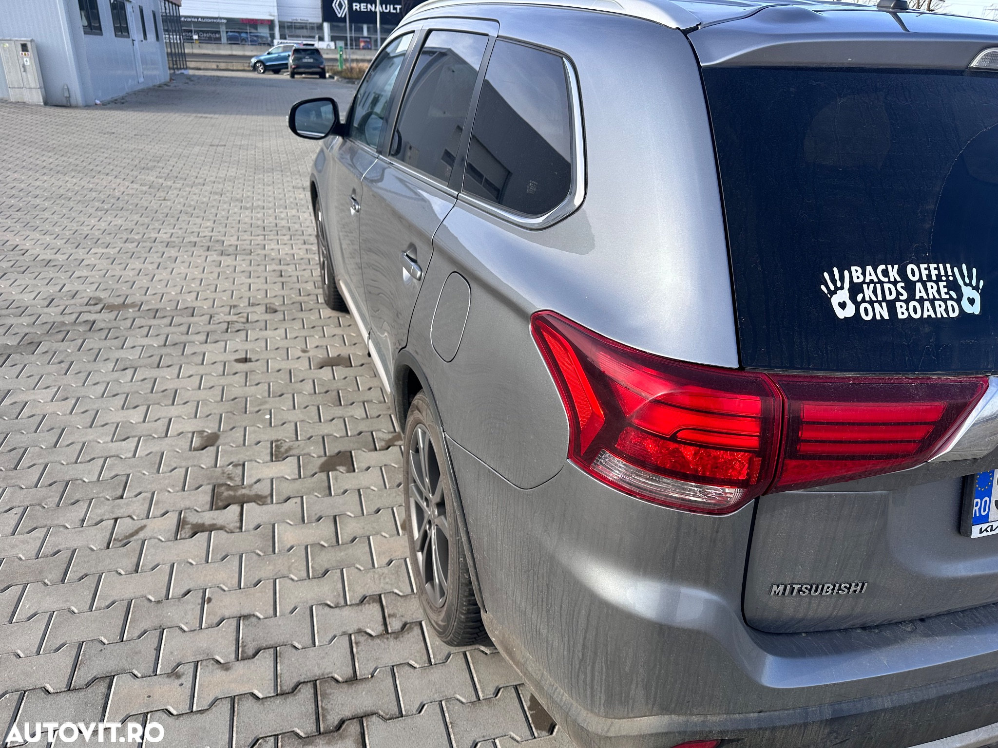 Mitsubishi Outlander 2.2 DI-D AWD A/T Instyle S62 - 10