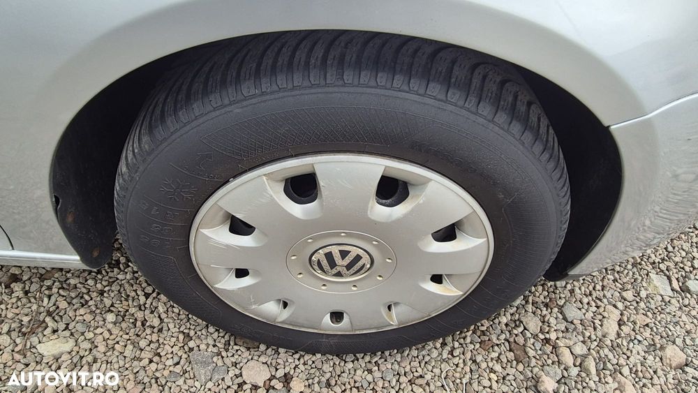 Volkswagen Golf 1.6 FSI Automatik Sportline - 18