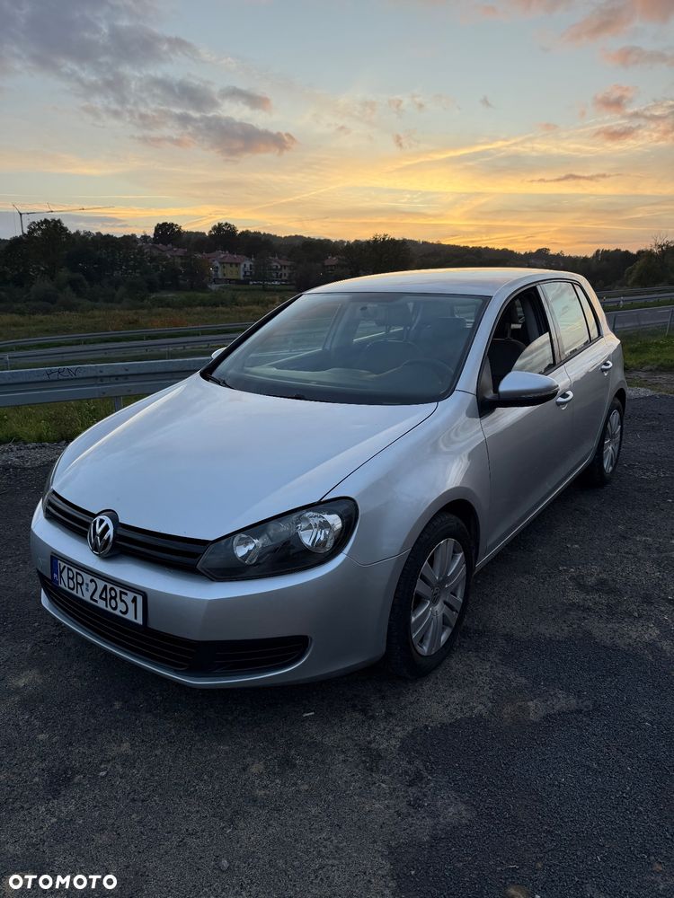 Volkswagen Golf - 2