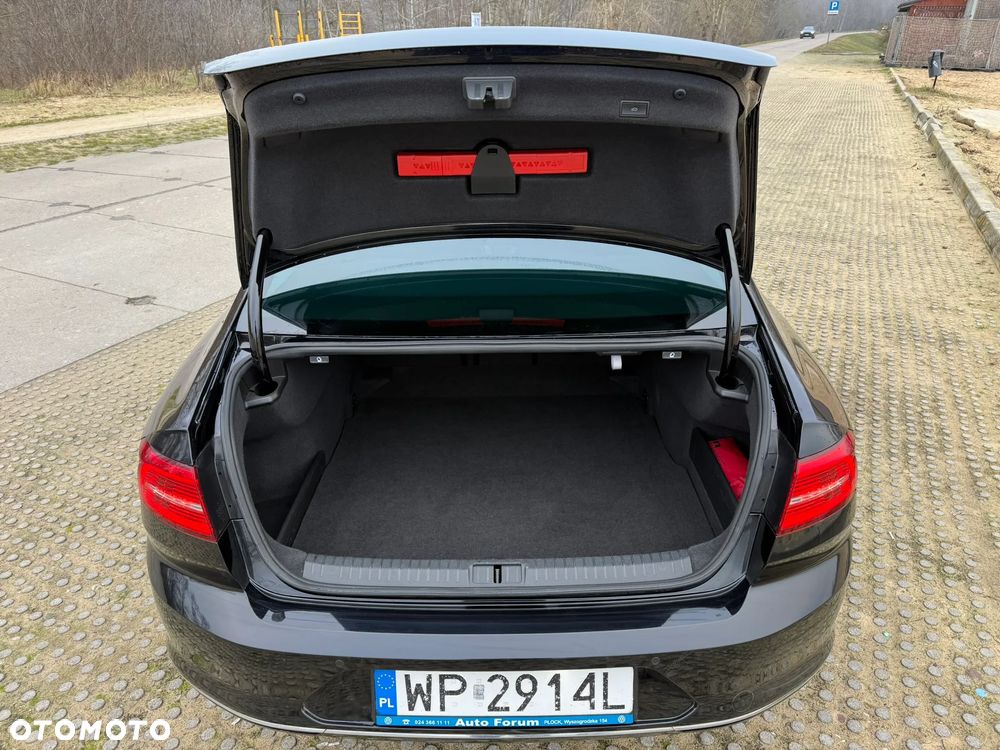 Volkswagen Passat 2.0 TDI BMT Highline DSG7 - 36