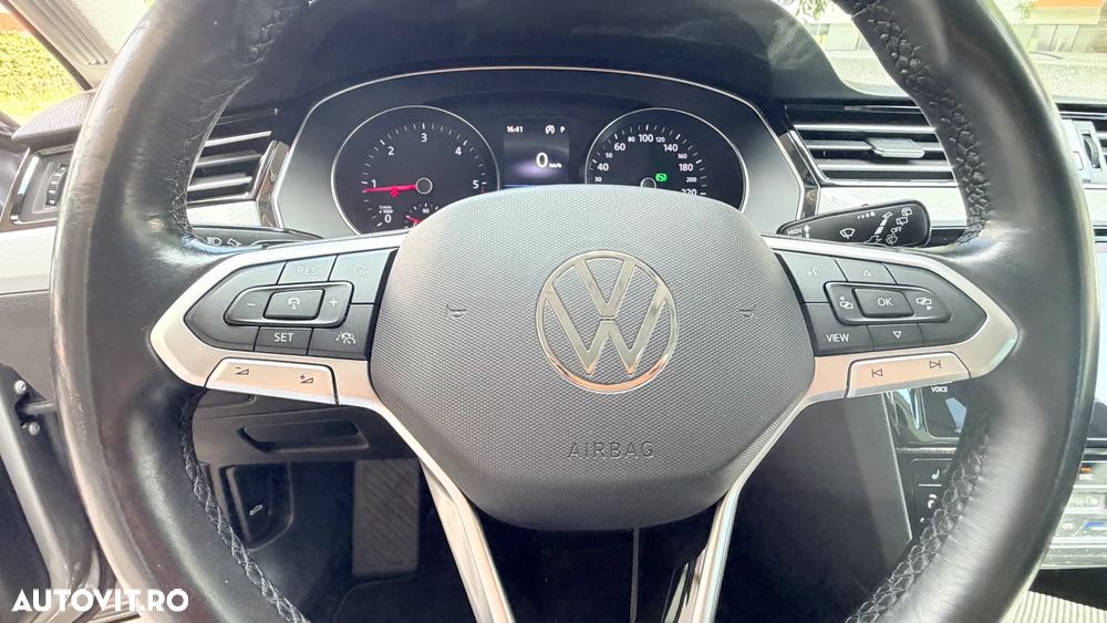 Volkswagen Passat 2.0 TDI DSG Comfortline - 21
