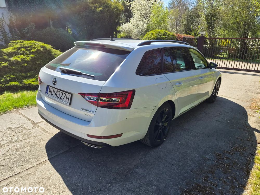 Skoda Superb 2.0 TSI 4x4 Sportline DSG - 4