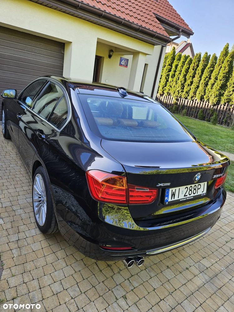 BMW Seria 3 335d xDrive Luxury Line - 17
