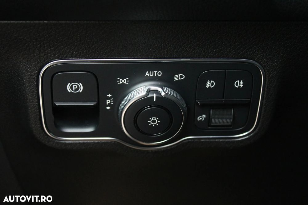 Mercedes-Benz GLB 200 d 4MATIC 8G-DCT AMG Line Advanced Plus - 18