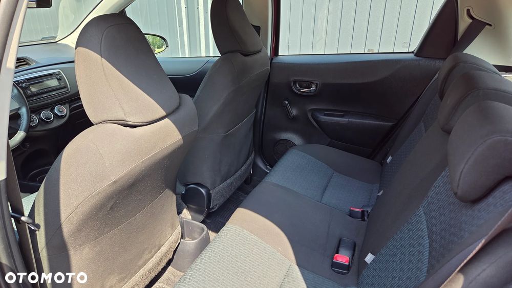 Toyota Yaris 1.0 Sol - 15