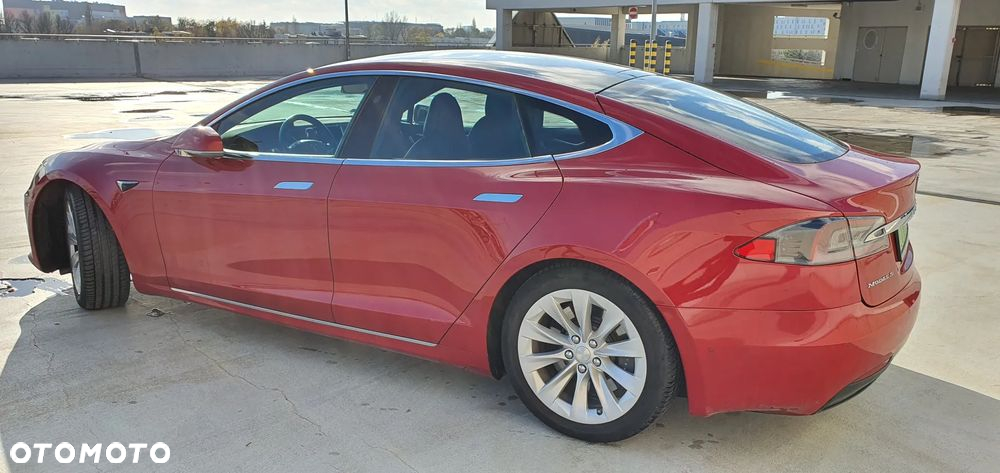 Tesla Model S Long Range Plus - 4
