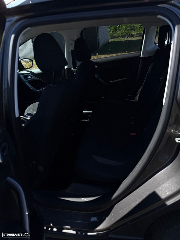 Peugeot 2008 PureTech 110 Stop&Start EAT6 Allure - 20