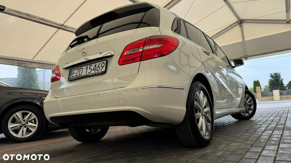 Mercedes-Benz Klasa B 180 BlueEFFICIENCY Edition 1 - 25