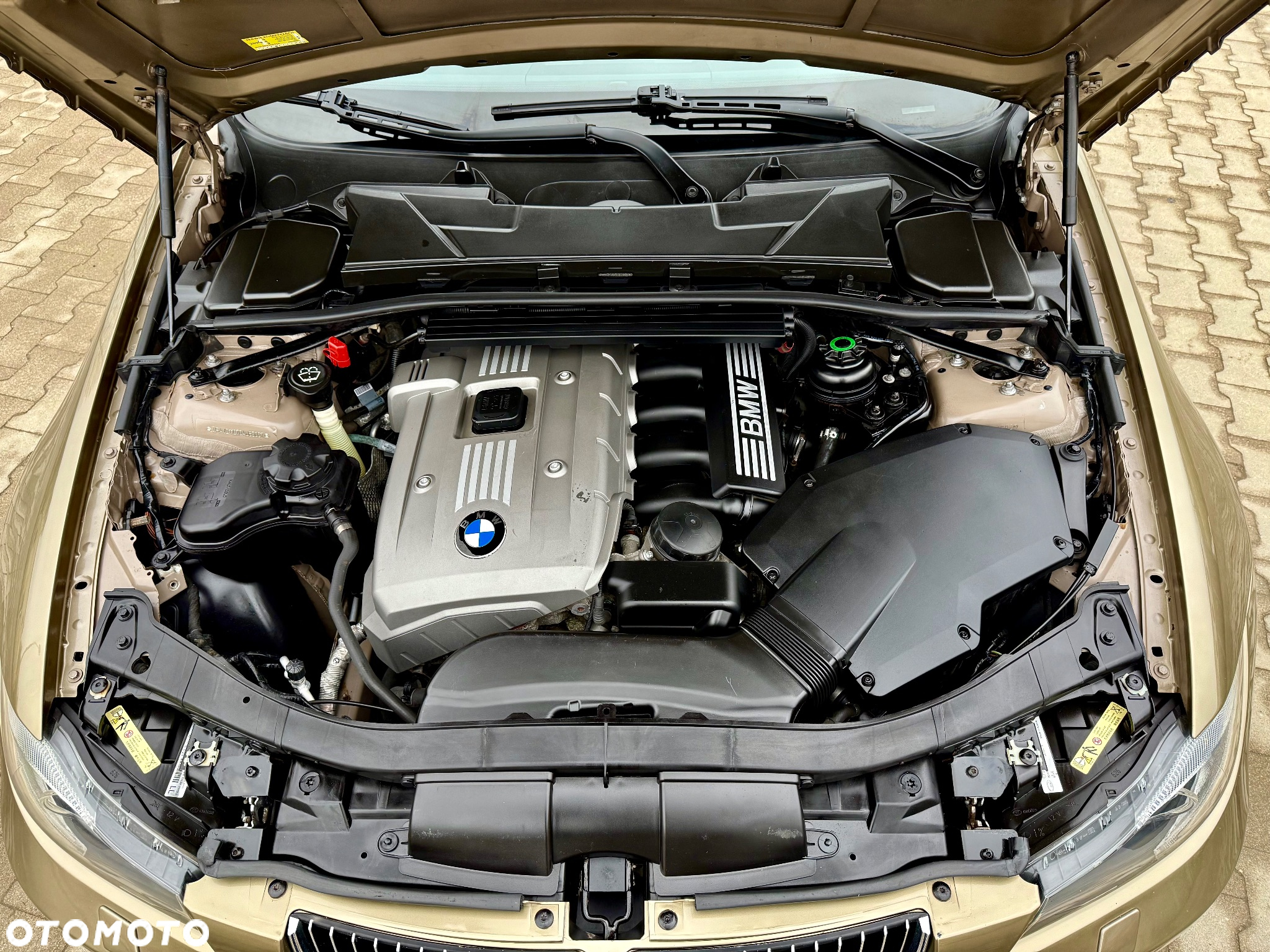 BMW Seria 3 325xi - 27