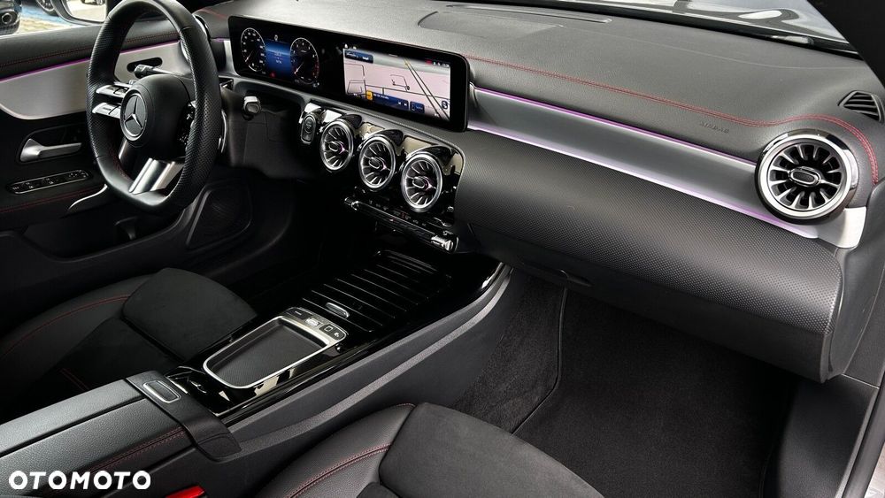 Mercedes-Benz CLA 200 mHEV AMG Line 7G-DCT - 23
