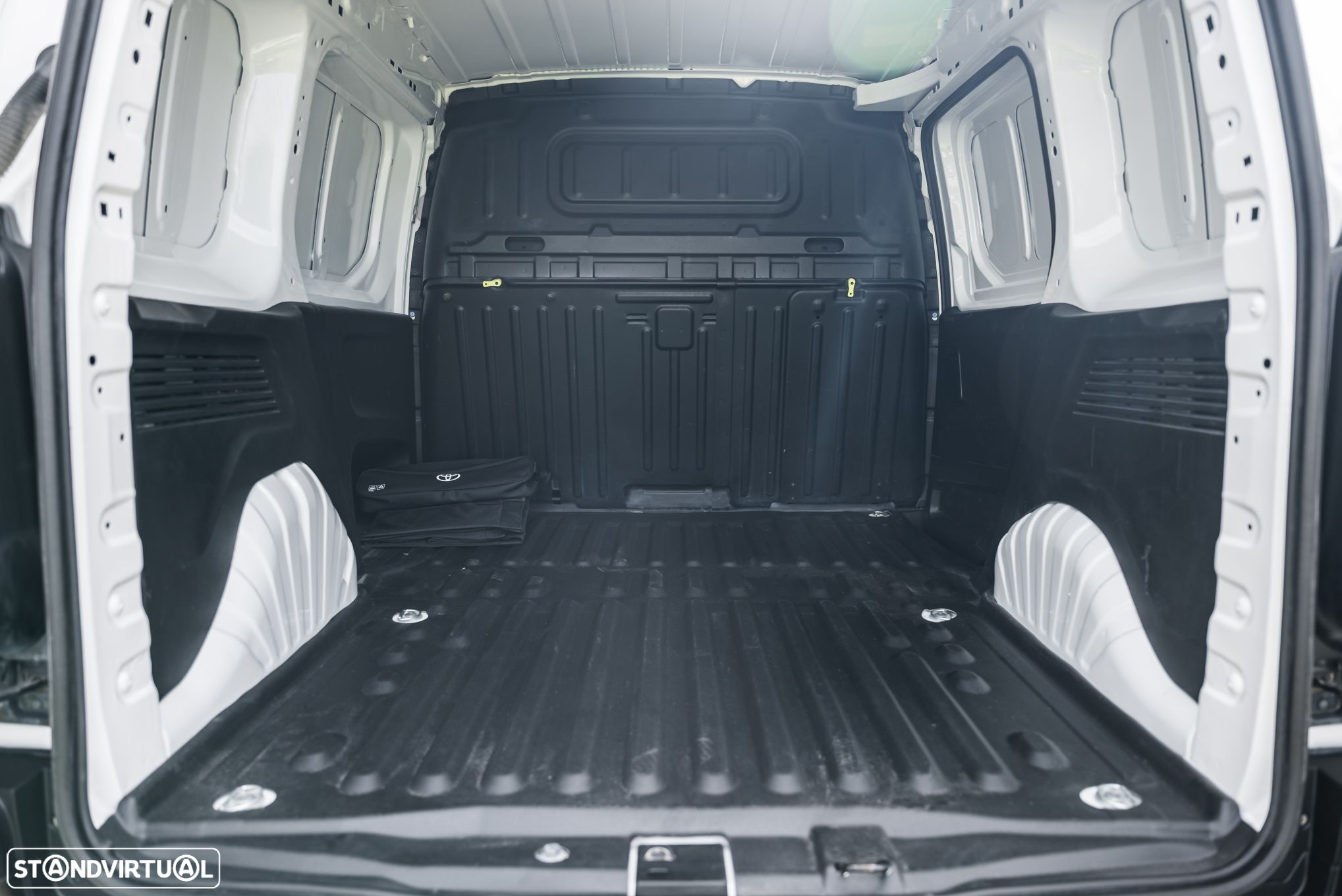 Toyota Proace - 12