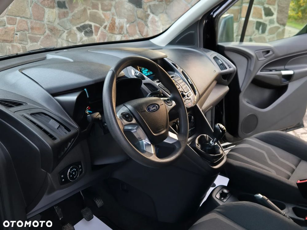 Ford Tourneo Connect Grand - 26