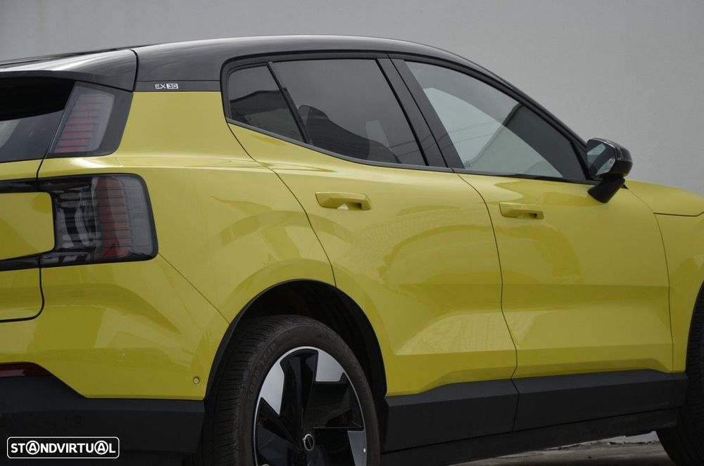 Volvo EX30 69 kWh Single Motor Extended Range Ultra - 30