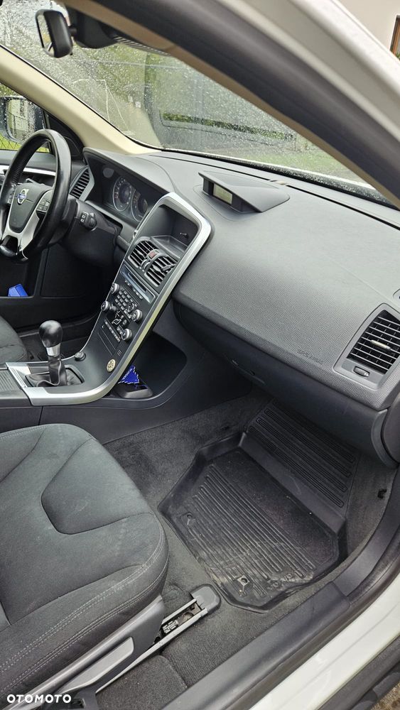 Volvo XC 60 DRIVe Kinetic - 16