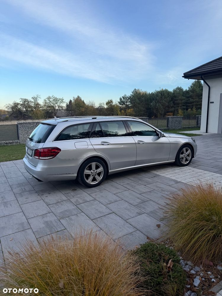 Mercedes-Benz E-Class 2015 photo 4