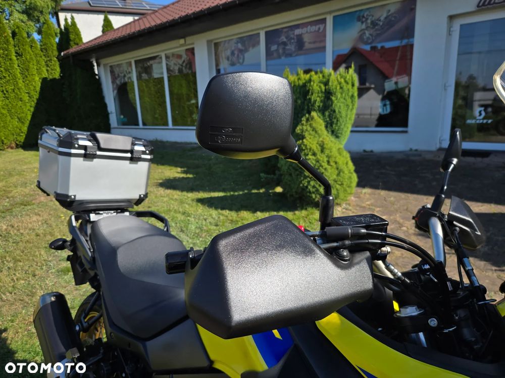 Suzuki V-STROM - 26