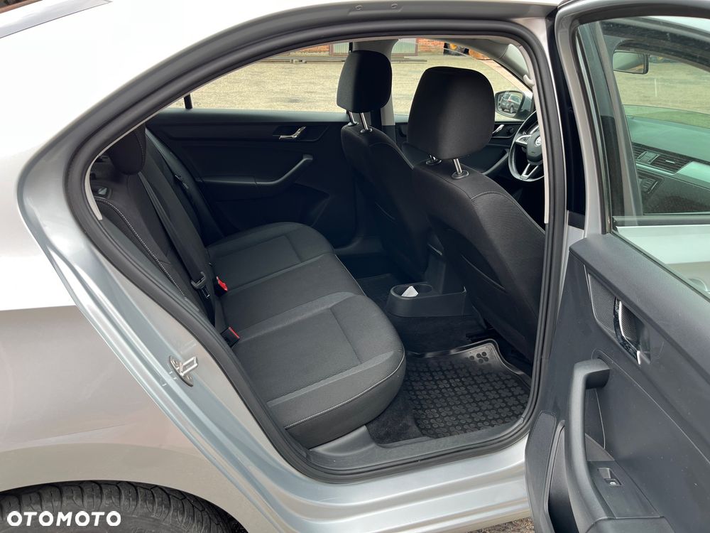 Skoda RAPID 1.4 TDI DPF Ambition - 25