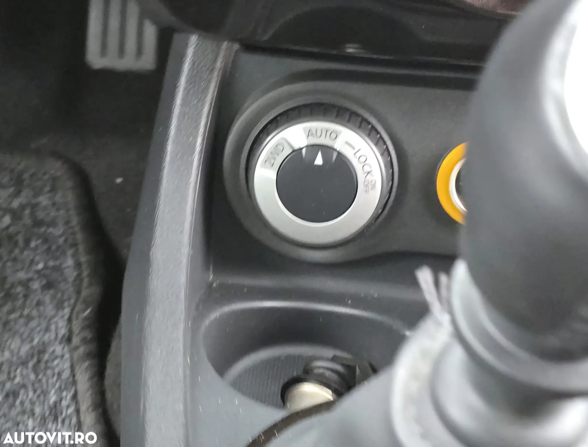 Dacia Duster 1.5 dCi 4x4 Ambiance - 8