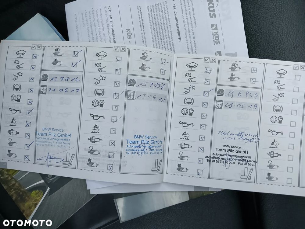 BMW Seria 3 320d DPF Edition Sport - 12