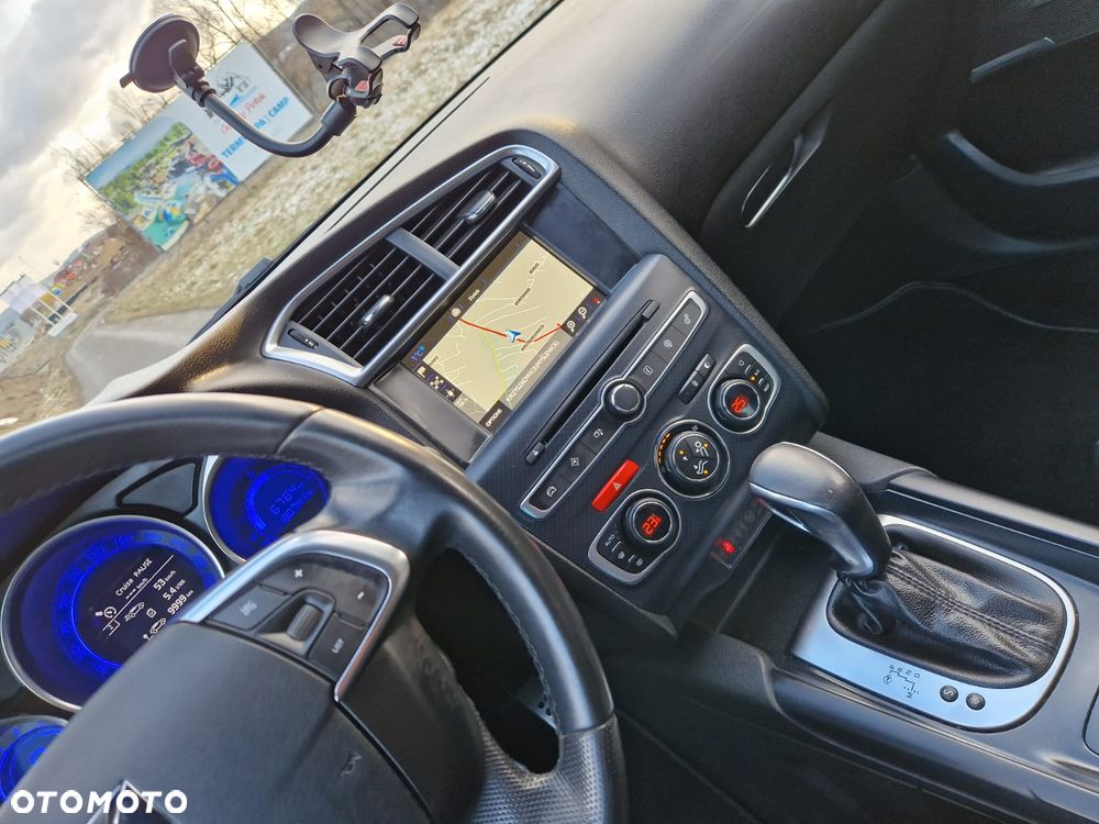 DS Automobiles DS 4 Crossback - 23