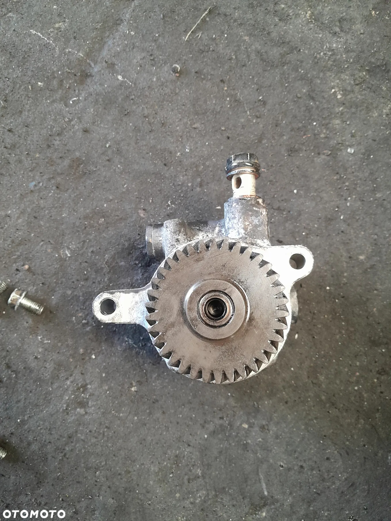 Pompa wspomagania Isuzu Midi M21 Isuzu D-MAX III 3 1.9 ddi 898321018 - 2