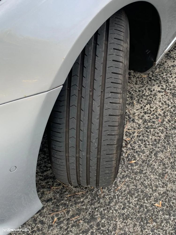 Mercedes-Benz E 200 d Avantgarde - 15