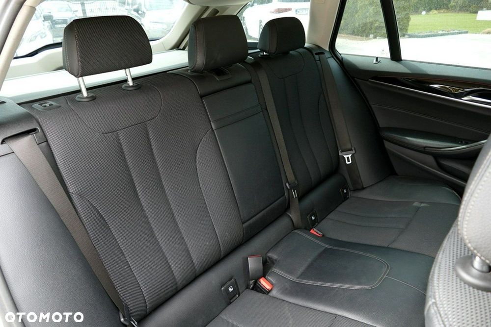BMW Seria 5 520d Sport Line sport - 26