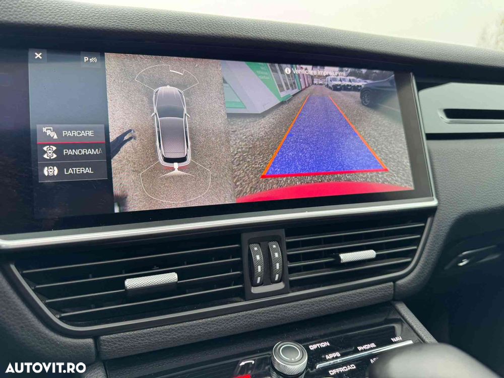 Porsche Cayenne - 13