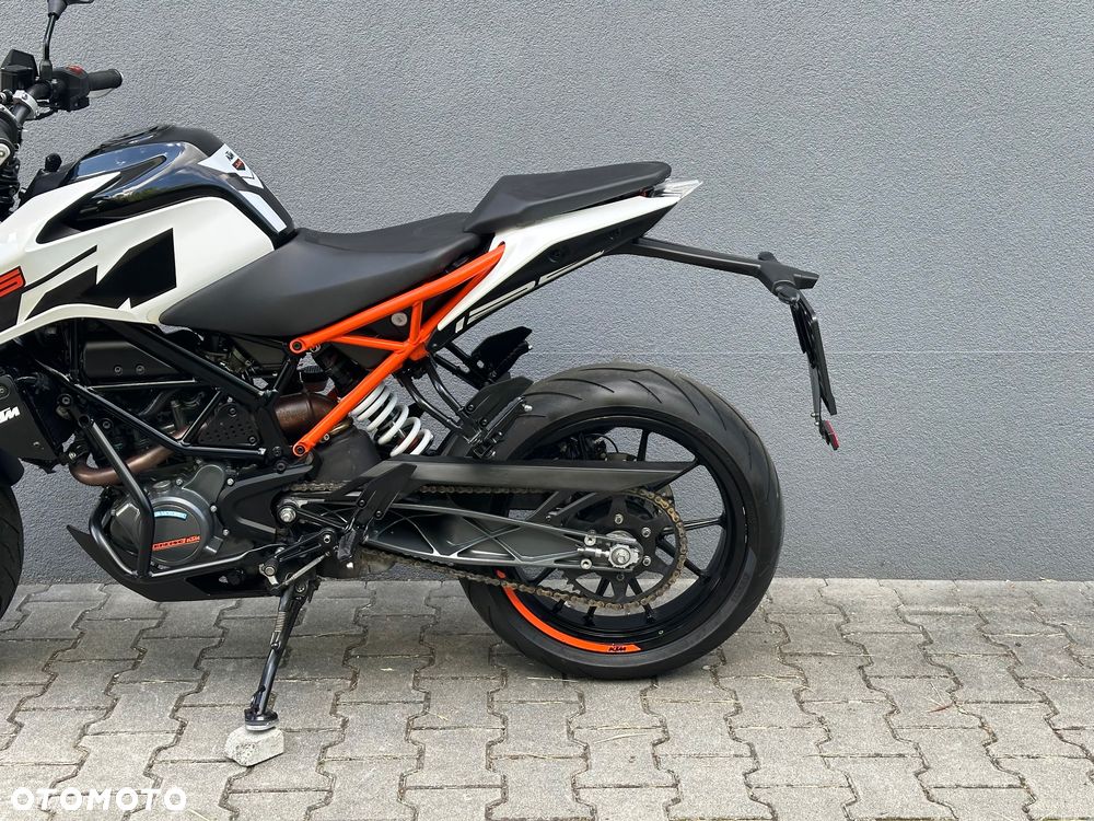 KTM Duke 125 - 8