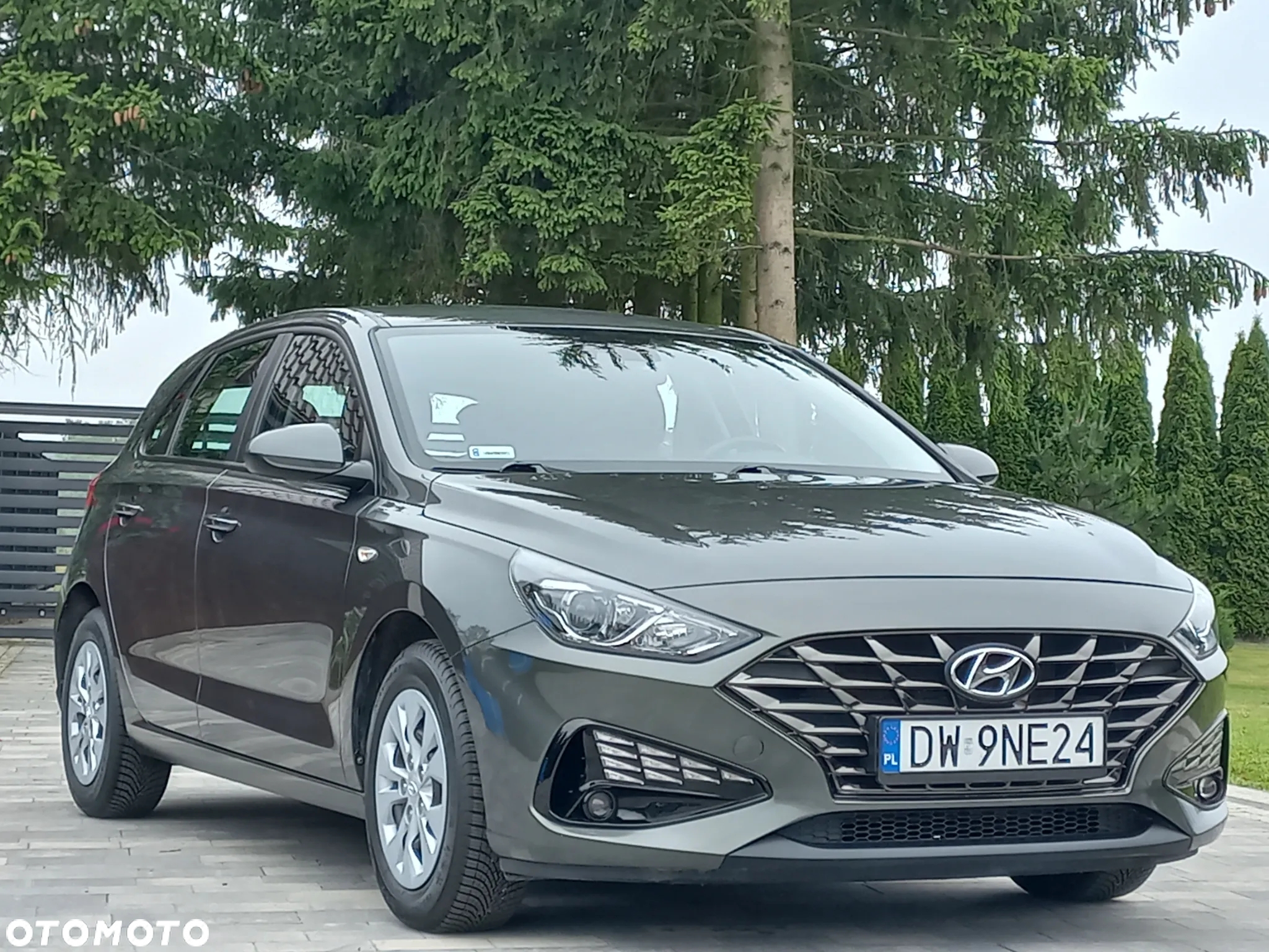 Hyundai i30 1.5 DPI Classic + - 13