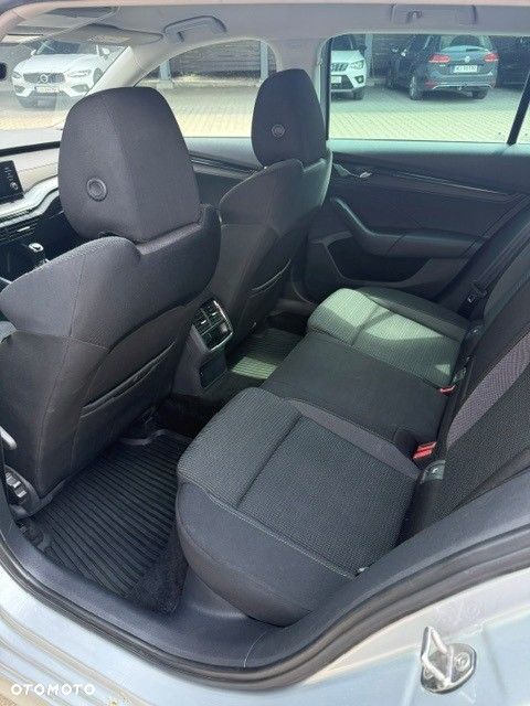 Skoda Octavia 2.0 TDI Ambition - 6