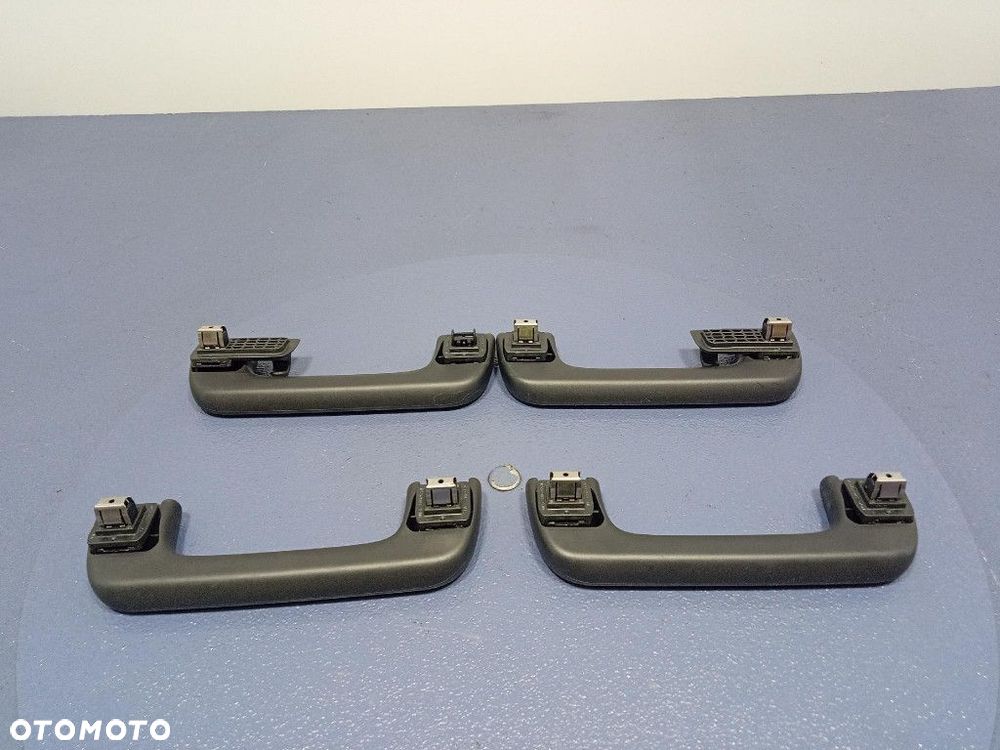 AUDI SQ8 Q8 4M8 KOMPLET CZARNYCH RĄCZEK PODSUFITKI 8W0857607 - 4