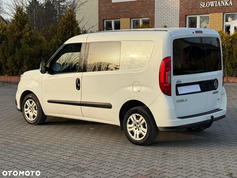 Fiat DOBLO - 11