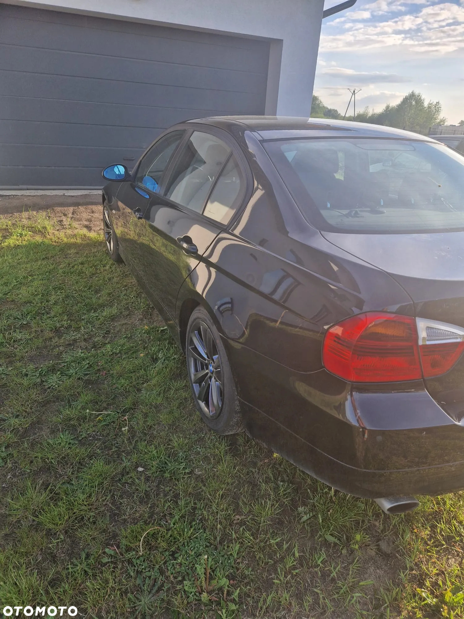 BMW Seria 3 318i - 5