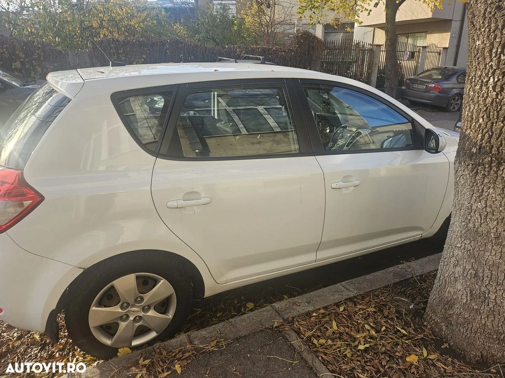 Kia Ceed Cee'd 1.6 DSL Best - 3