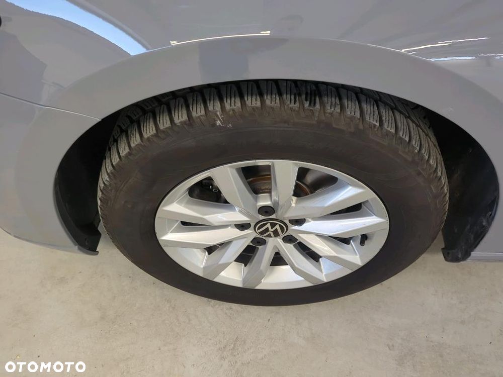 Volkswagen Passat 1.5 TSI EVO Business - 5
